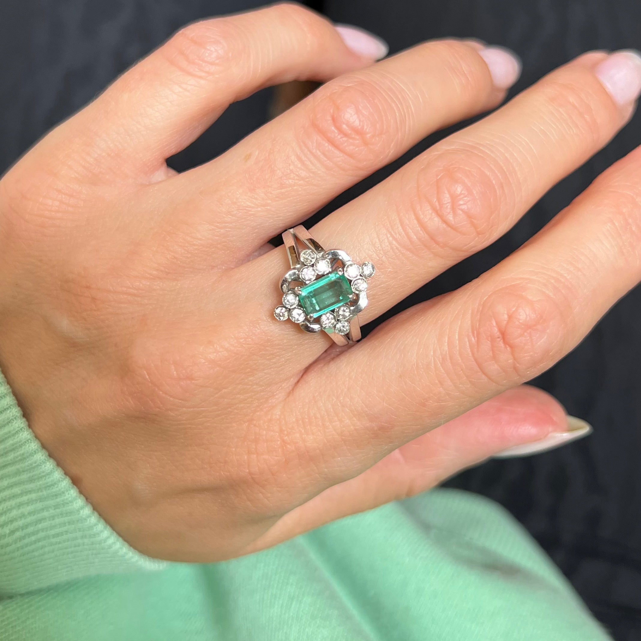 Vintage Emerald and Diamond Ornate Ring