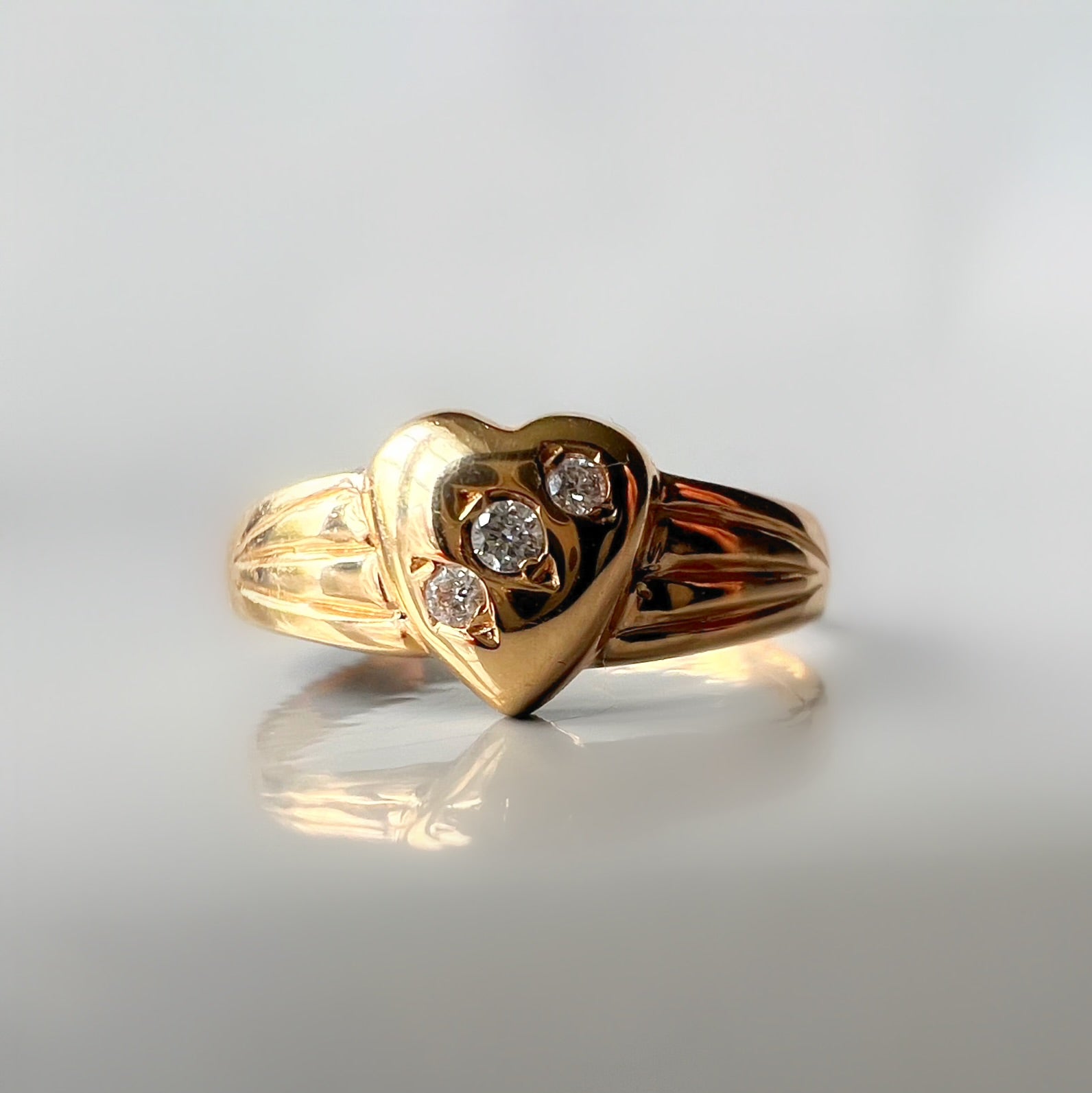 Antique 22ct Gold Heart Ring with 3 Diamonds
