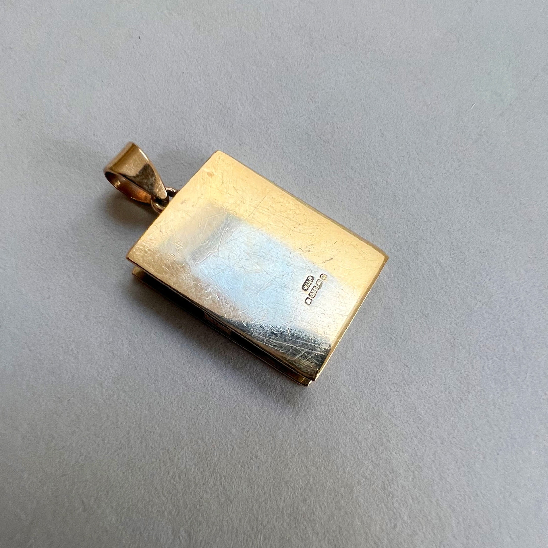 Vintage 9ct Gold Rectangular 'Book' Locket