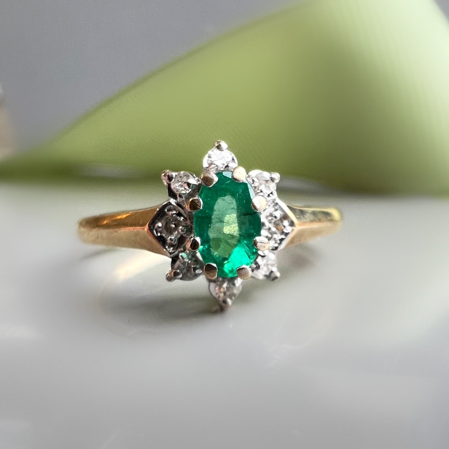 Vintage Dainty Emerald and Diamond Cluster Ring
