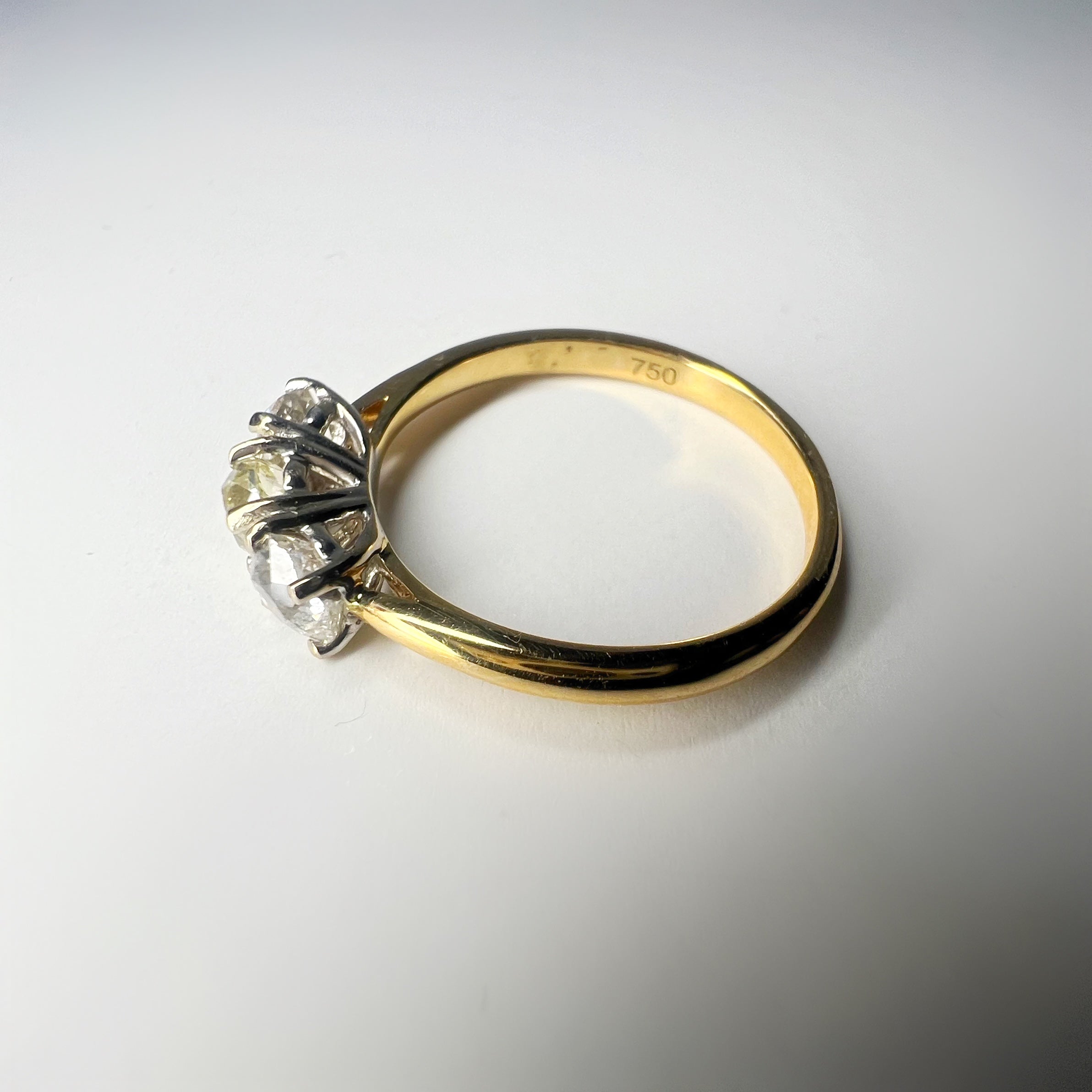0.90ct 3 Stone Diamond Trilogy Ring