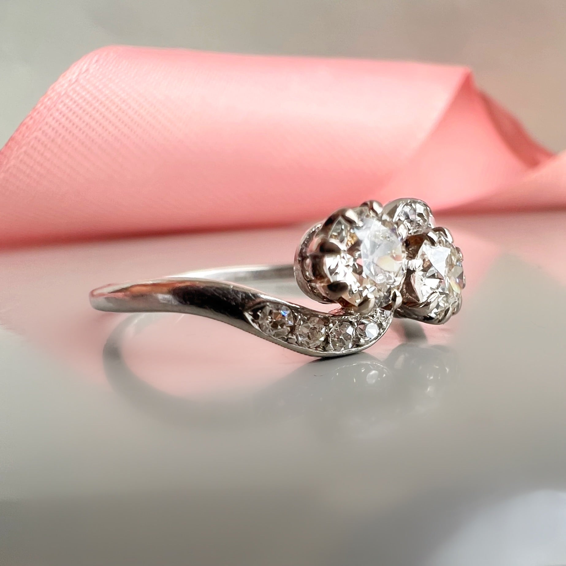 Antique Diamond 0.80ct Toi & Moi Platinum Ring