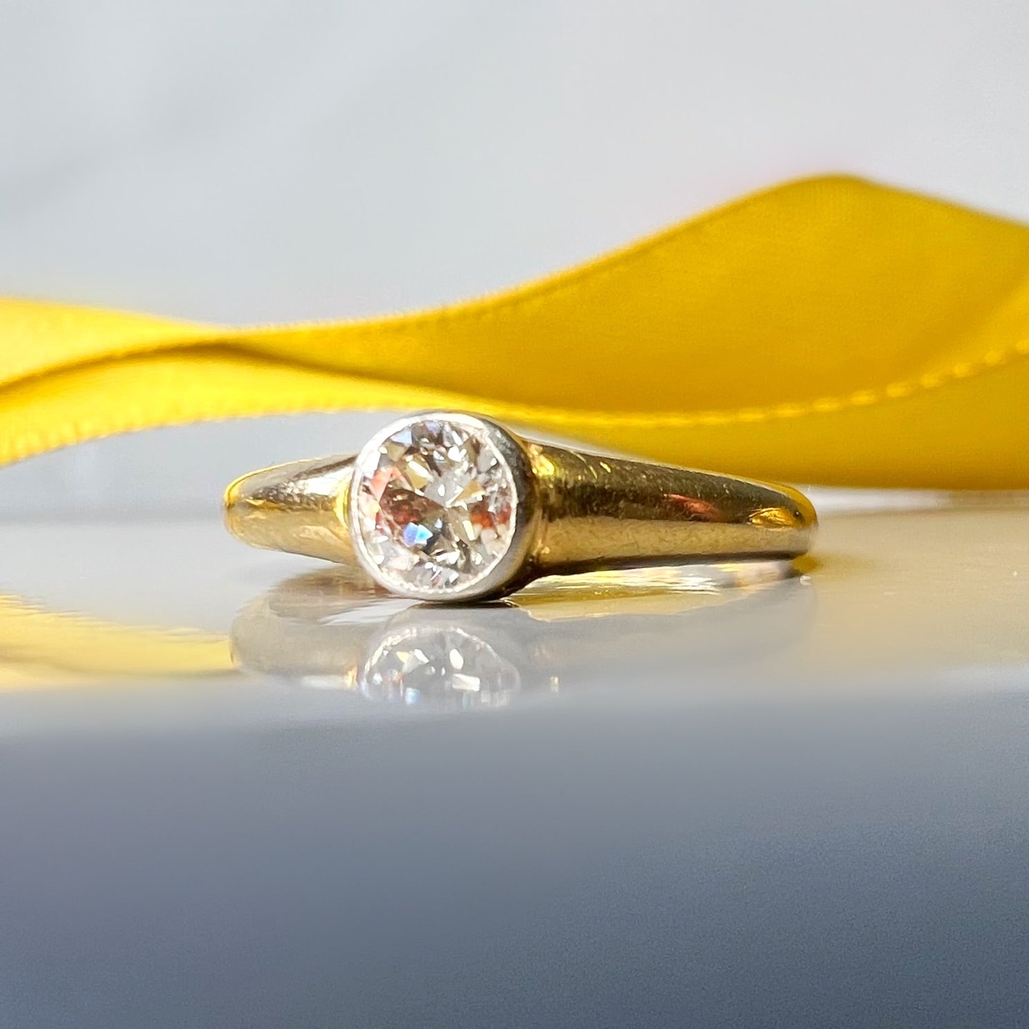 Antique 0.30ct Old Cut Diamond Band
